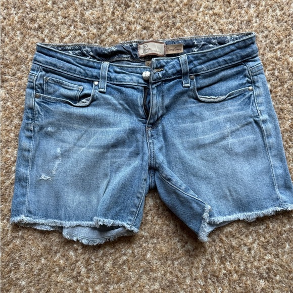 PAIGE Pants - PAIGE Jimmy Jimmy Shorts  Frayed Hem Low Rise Jean Shorts Size 26